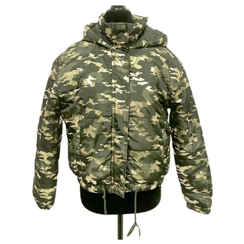 NWT Ashley By 26 International Camo Puffer Cropped Winter Jacket Size M